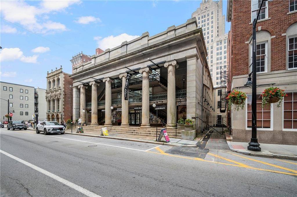 Providence, RI 02903,65 Weybosset ST #211