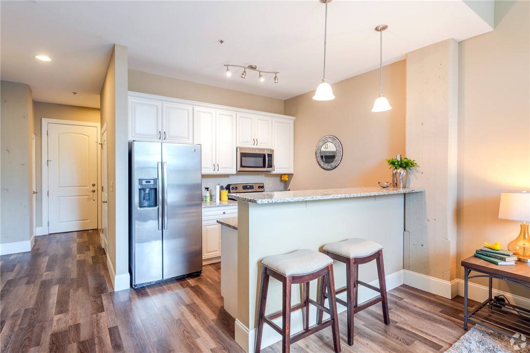 Providence, RI 02908,12 Eagle ST #12-117