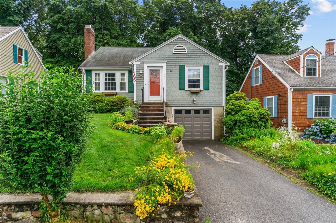 Smithfield, RI 02917,13 Welcome RD