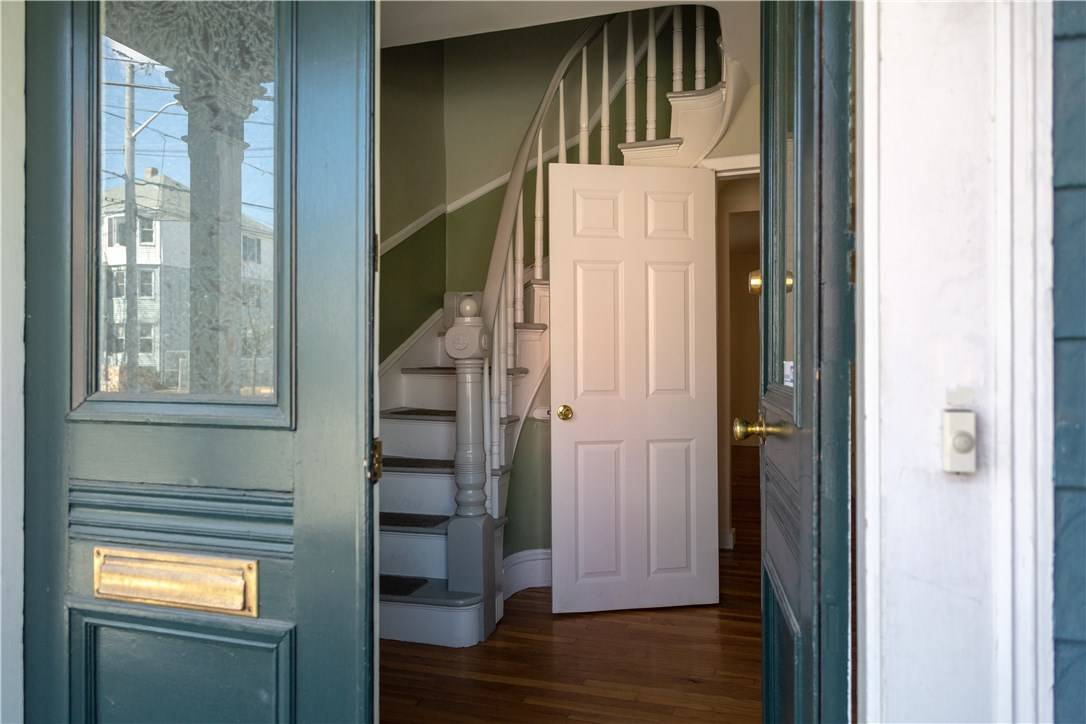 Providence, RI 02903,2 Ringgold ST #2