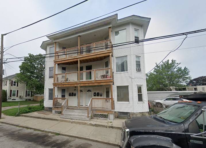 Woonsocket, RI 02895,271 Coe ST