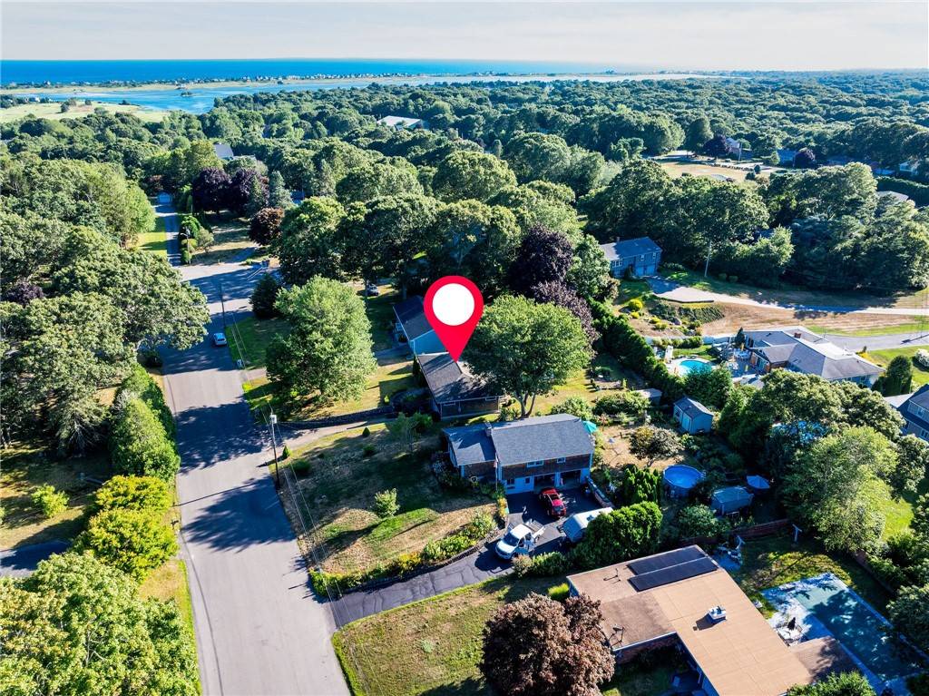 Westerly, RI 02891,17 Plateau RD