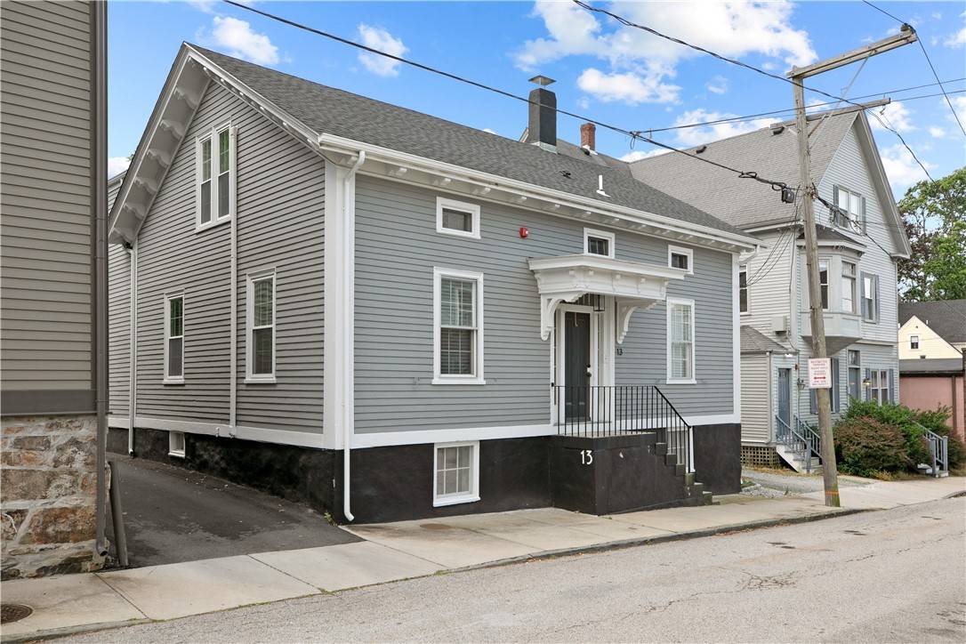 Newport, RI 02840,13 Sherman ST #1