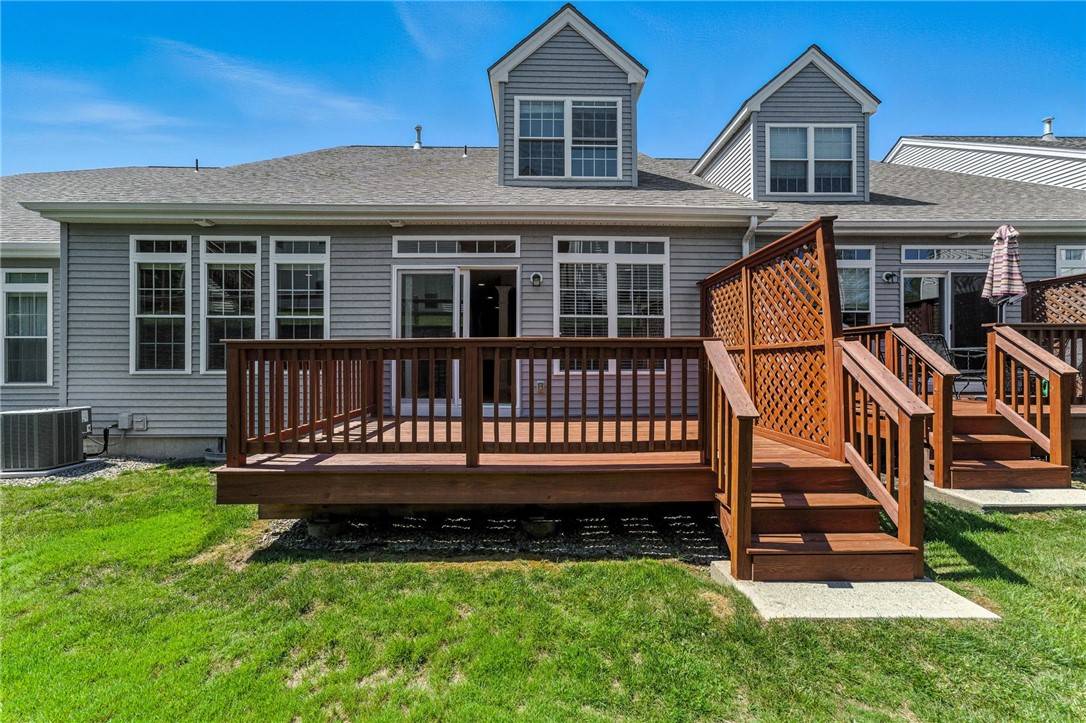 South Kingstown, RI 02879,156 Hampton WAY