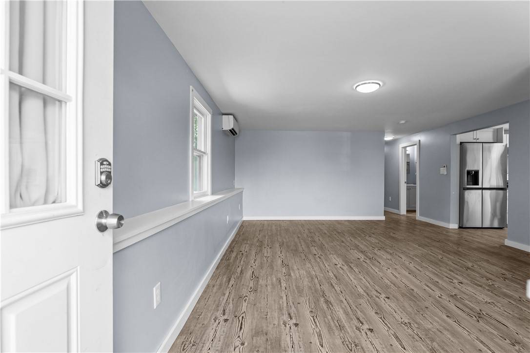 Middletown, RI 02842,132 Maple AVE