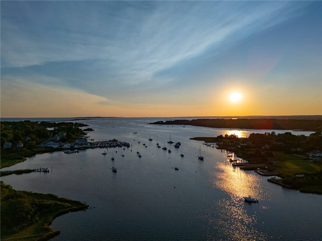Westerly, RI 02891,112 Avondale RD
