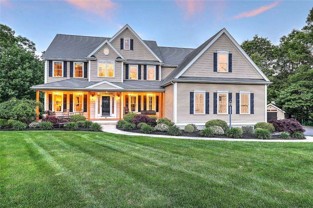 Franklin, MA 02038,19 Mulberry LN