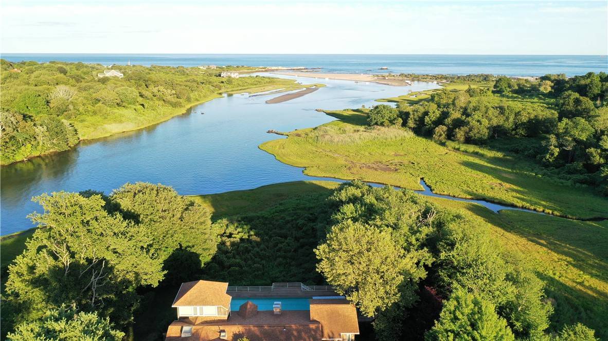 Narragansett, RI 02882,275 Boston Neck RD