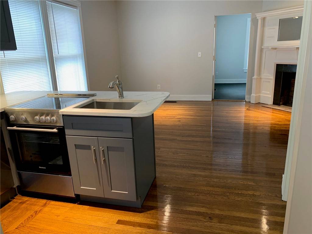 Providence, RI 02906,264 Bowen ST