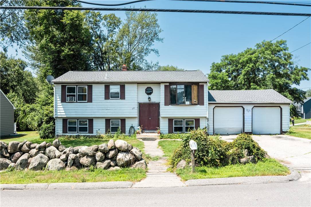 West Warwick, RI 02893,114 Burlingame RD