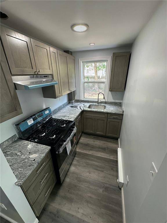 Pawtucket, RI 02860,208 Carnation ST