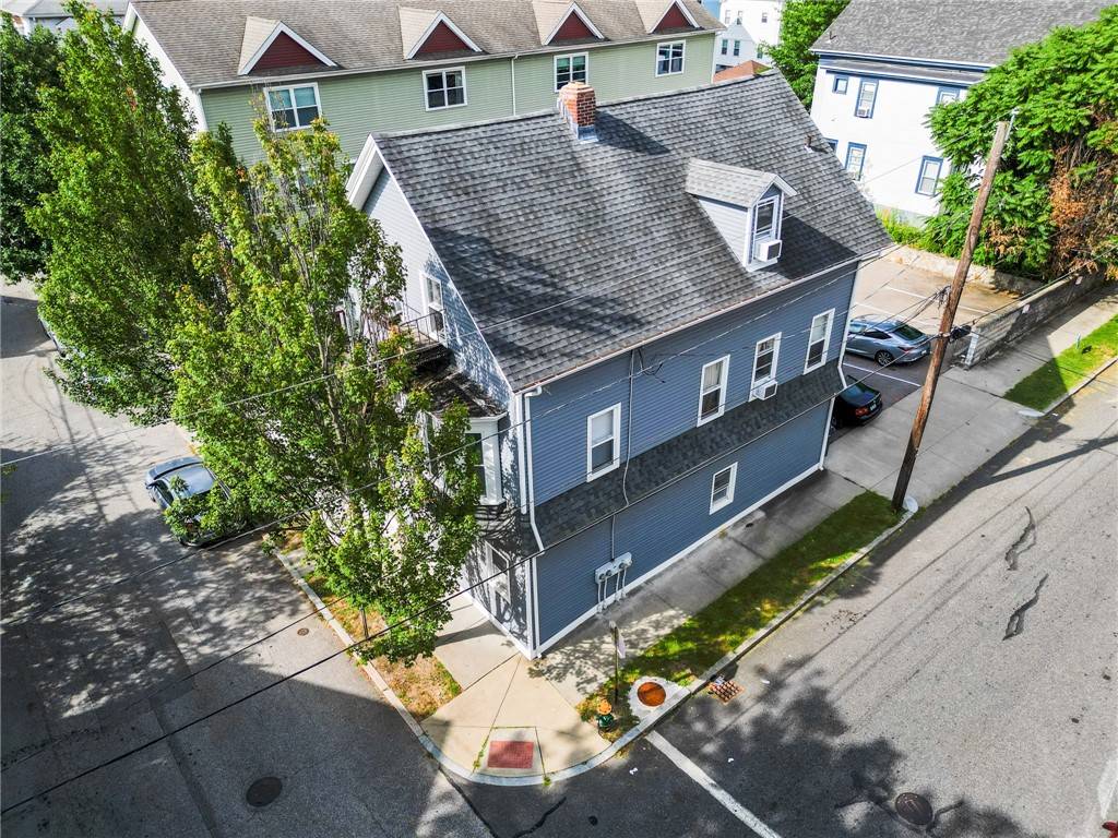 Providence, RI 02906,194 Ives ST