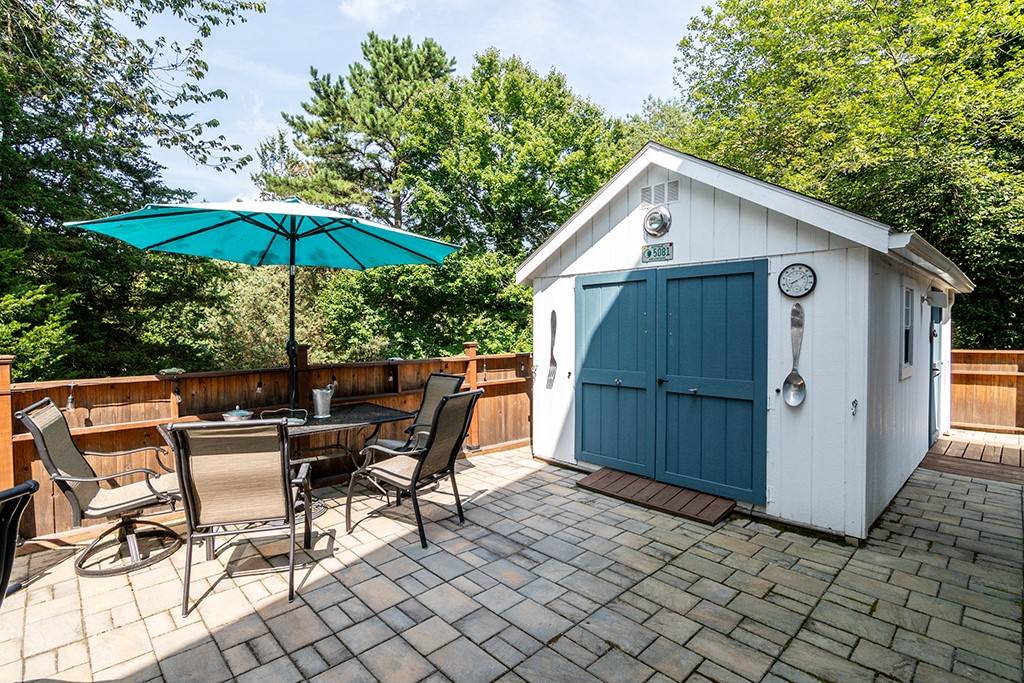 Johnston, RI 02919,63 Starr ST