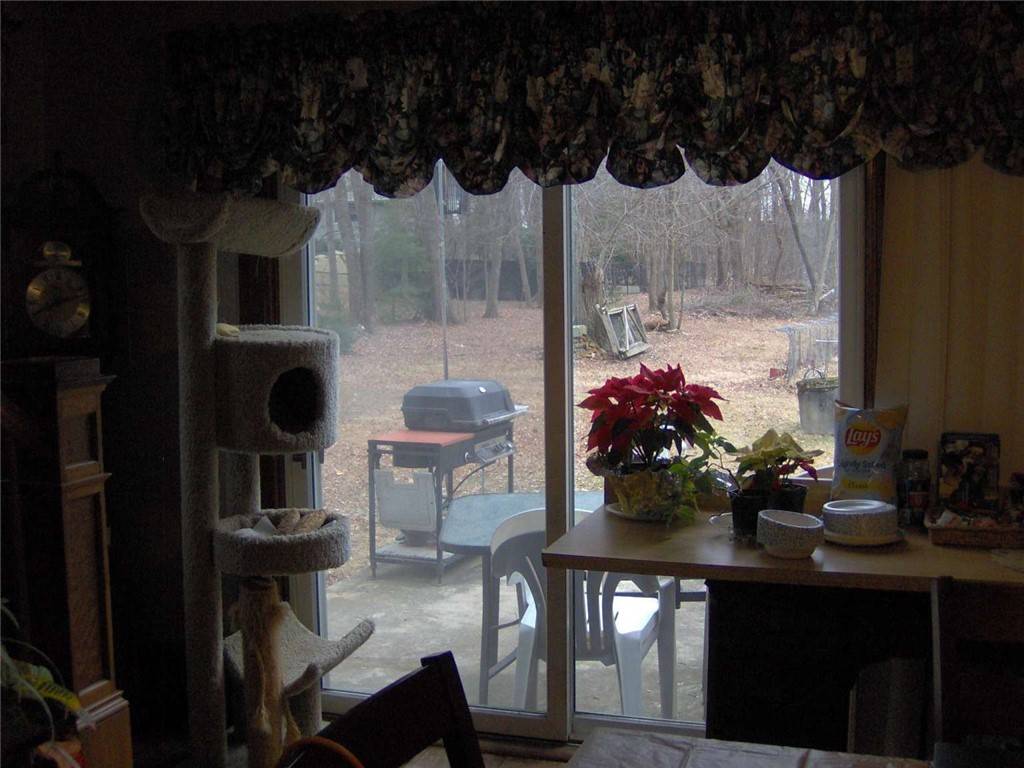 Lincoln, RI 02865,274 Albion RD