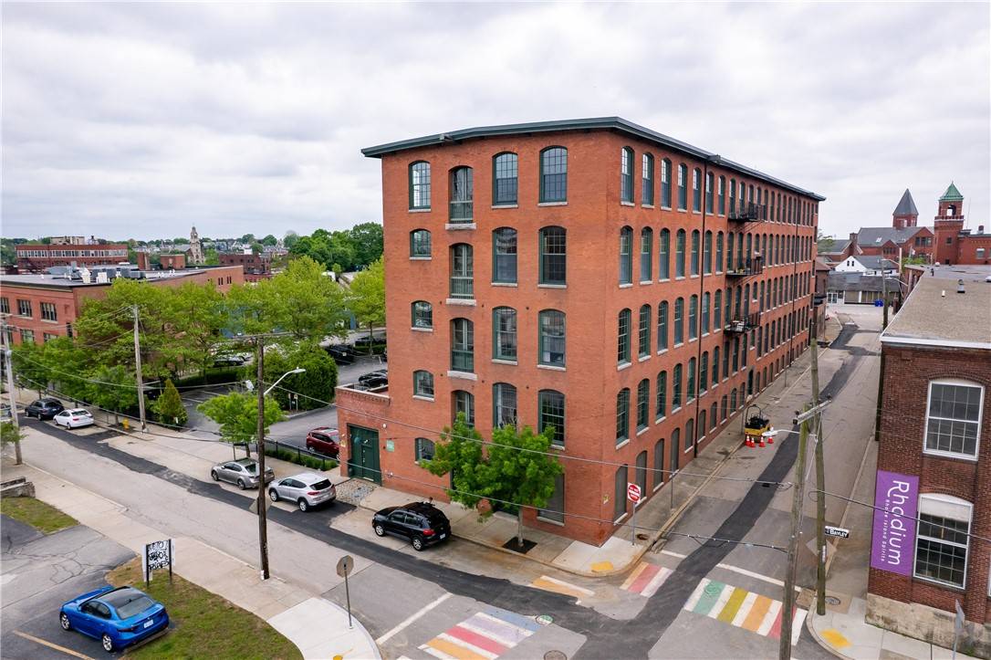 Pawtucket, RI 02860,28 Bayley ST #304