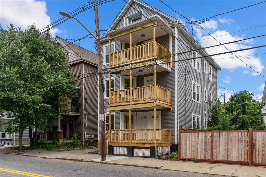 Providence, RI 02908,382 Orms ST