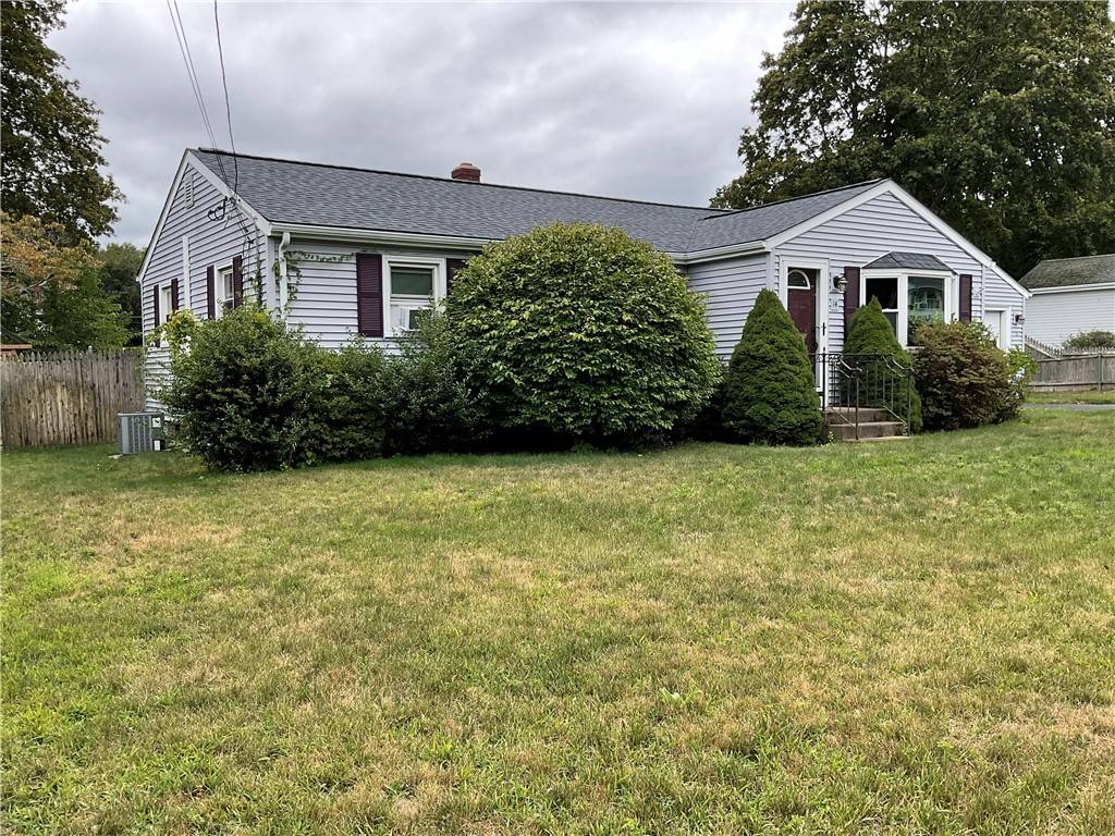 Warwick, RI 02889,14 Beatrice AVE