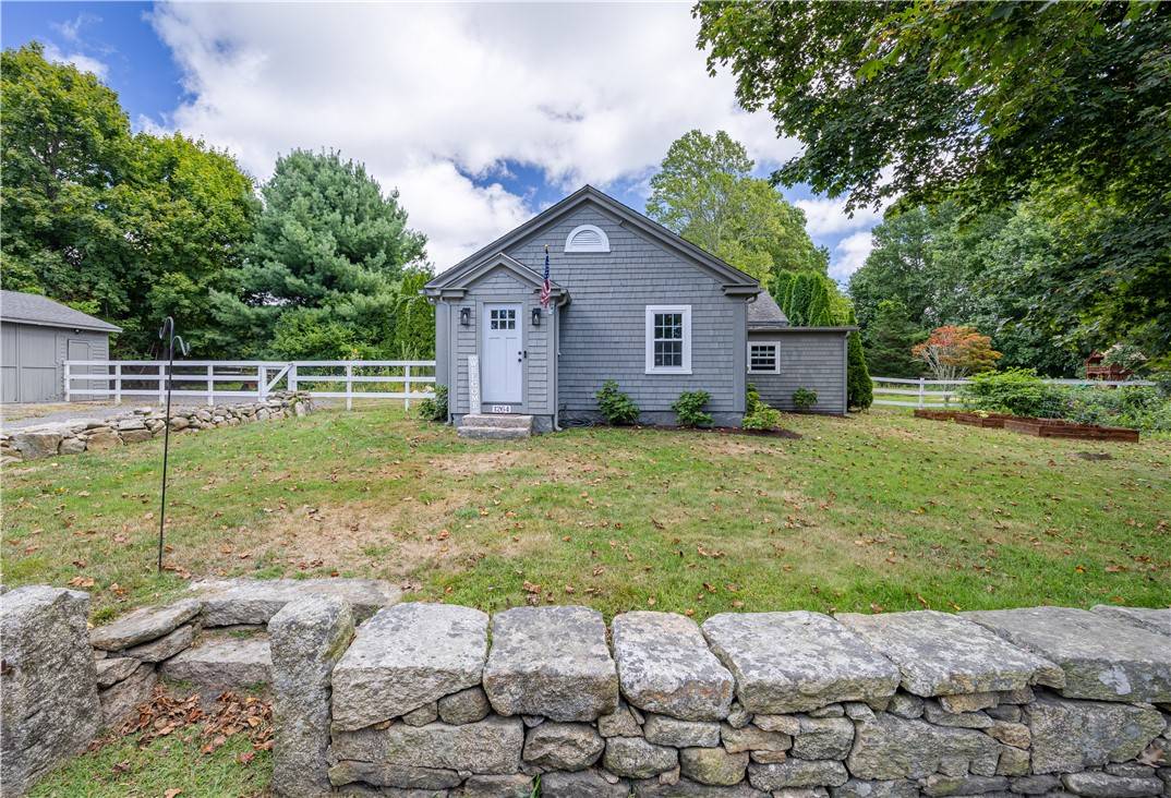 Tiverton, RI 02878,1264 Crandall RD