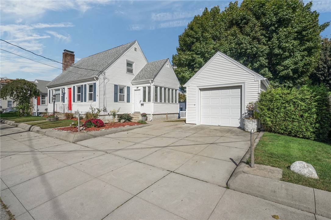 Cranston, RI 02920,34 Aldrich AVE