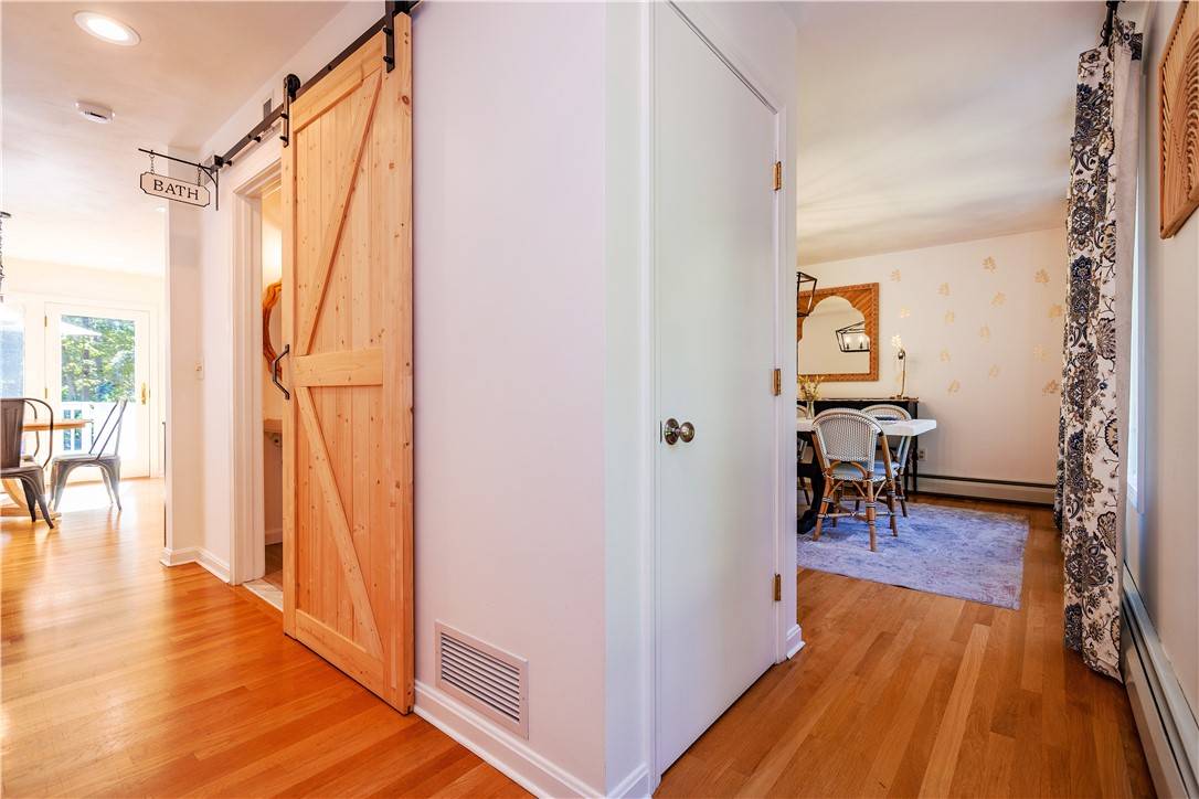 Johnston, RI 02919,106 Winsor AVE