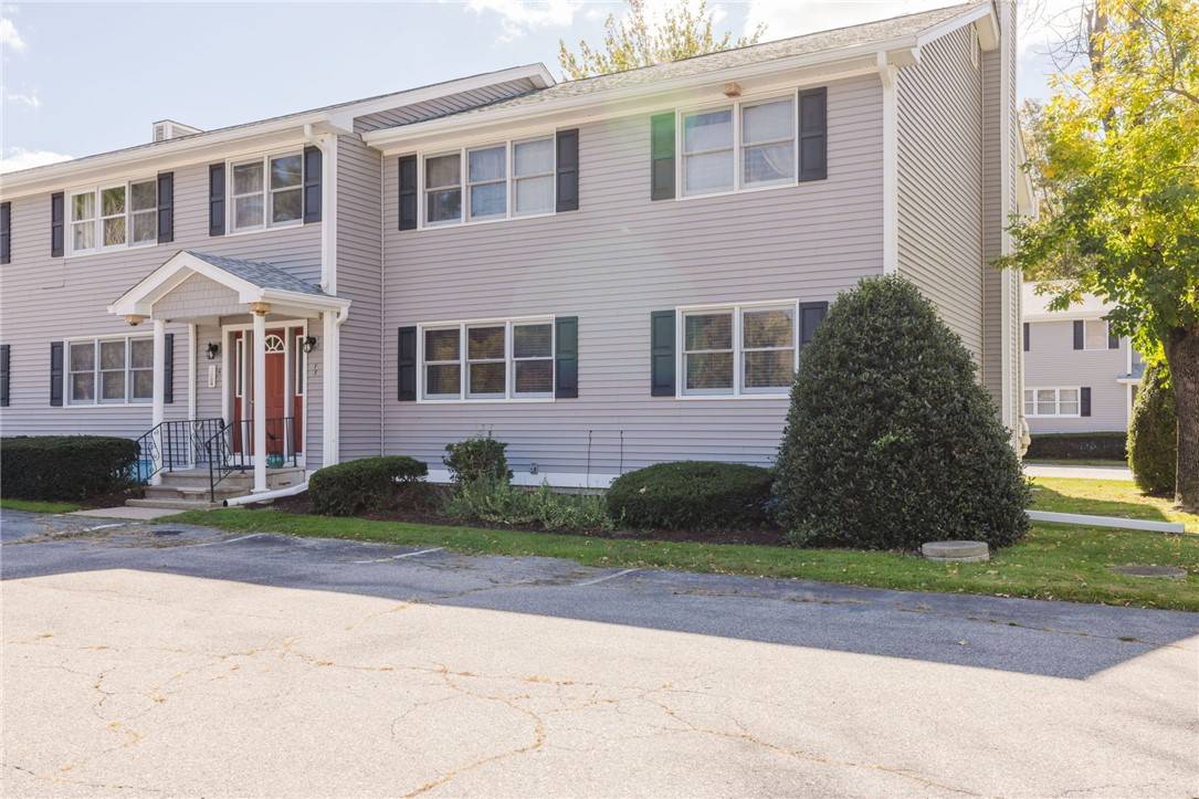 Tiverton, RI 02878,447 SE Stafford RD #E7