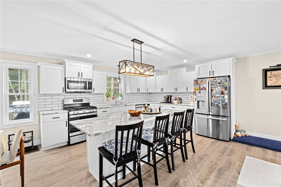 Coventry, RI 02816,8 Big River RD