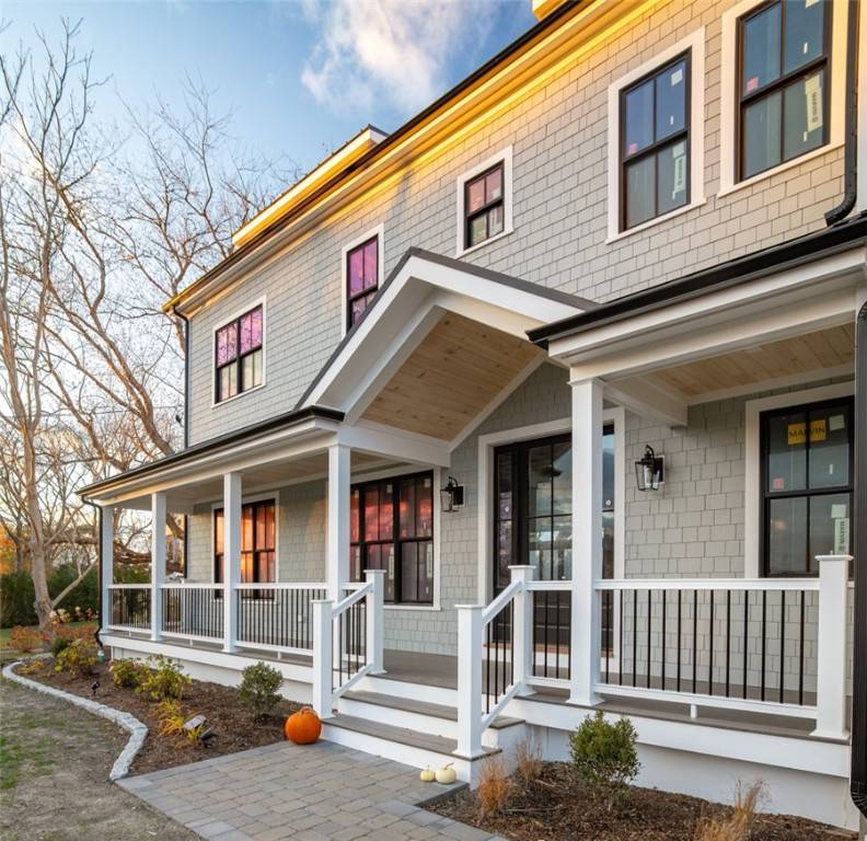 Middletown, RI 02842,980 Green End Avenue AVE