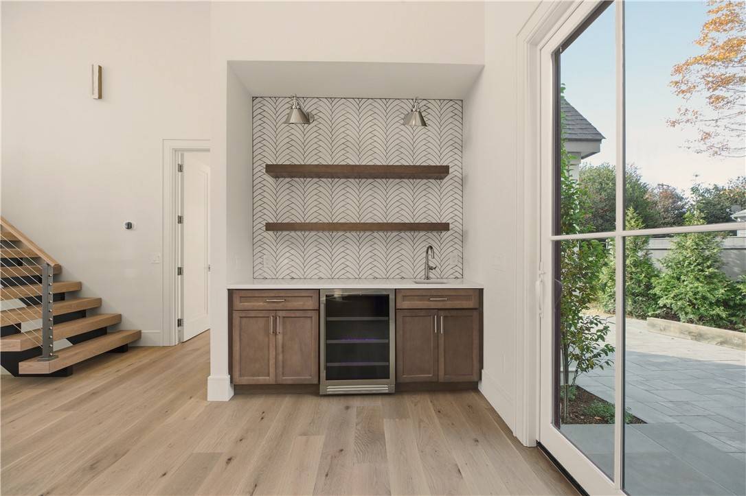 Jamestown, RI 02835,27 Marcello DR