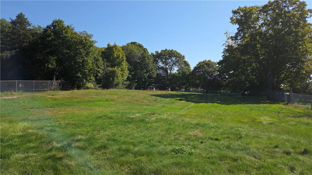 Coventry, RI 02816,45 Holden ST