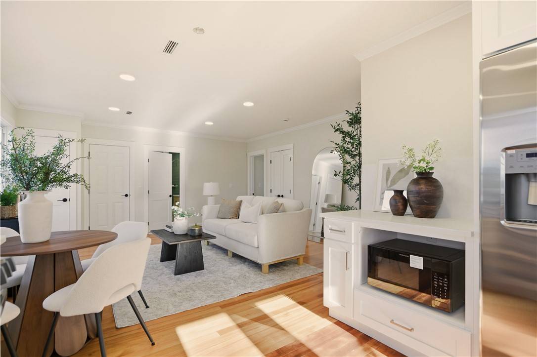 Bristol, RI 02809,85 Bay View AVE