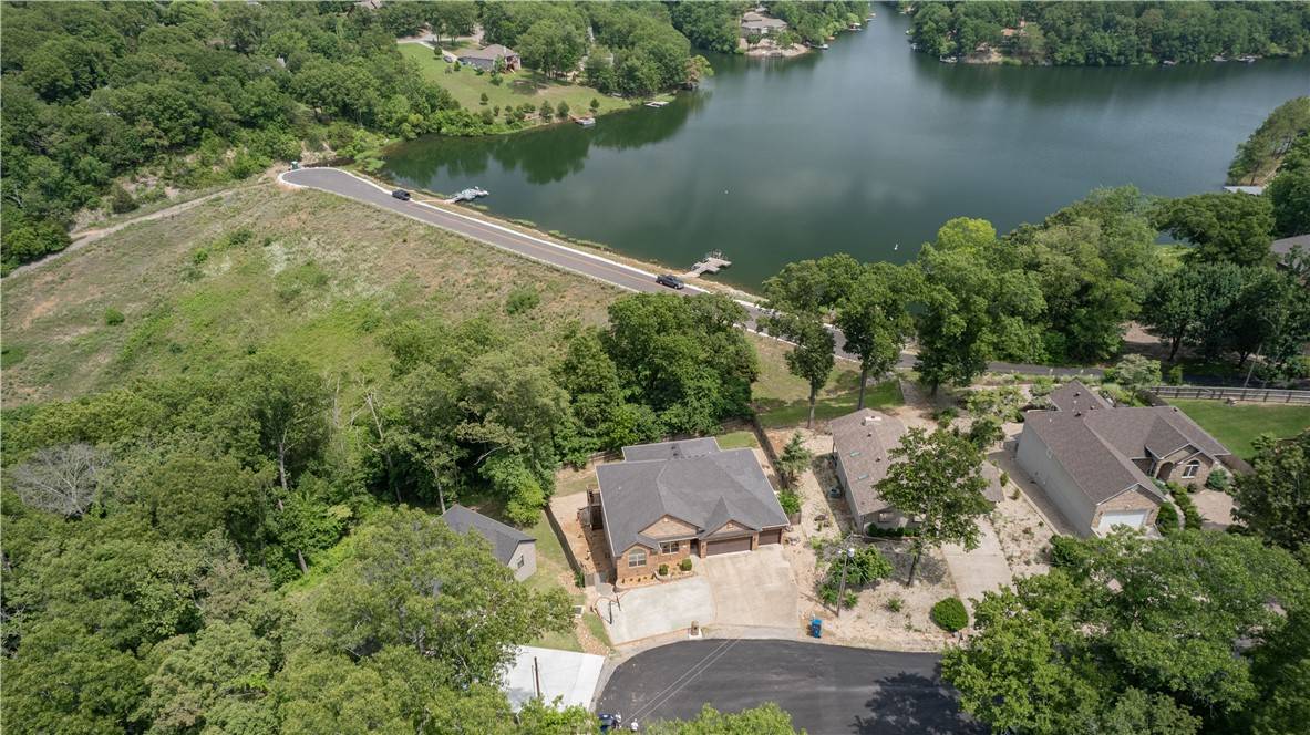 Bella Vista, AR 72714,30 Rutland Dr