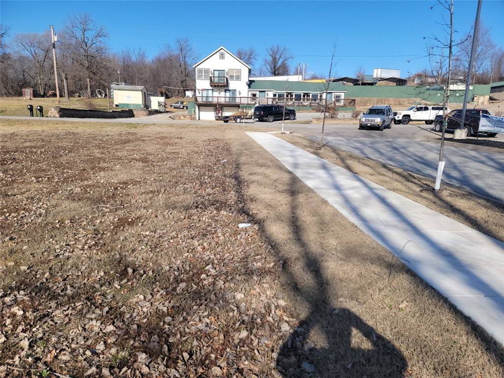 Johnson, AR 72762,5130 Willow Creek Blvd
