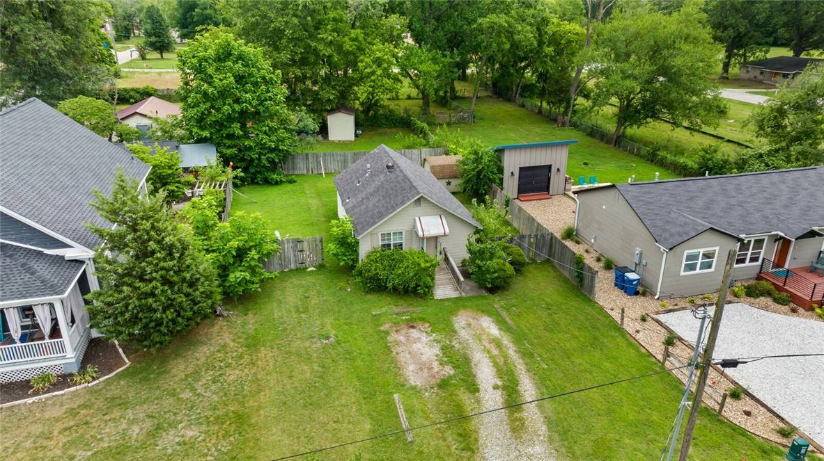 Bentonville, AR 72712,703 SE C St