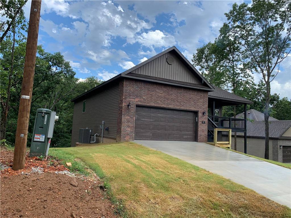 Bella Vista, AR 72715,7 Rountree Cir