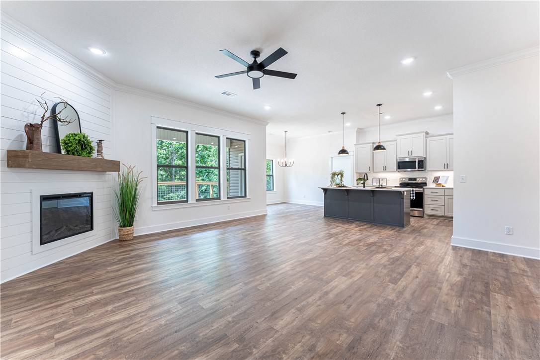 Bella Vista, AR 72714,38 Brierfield Ln
