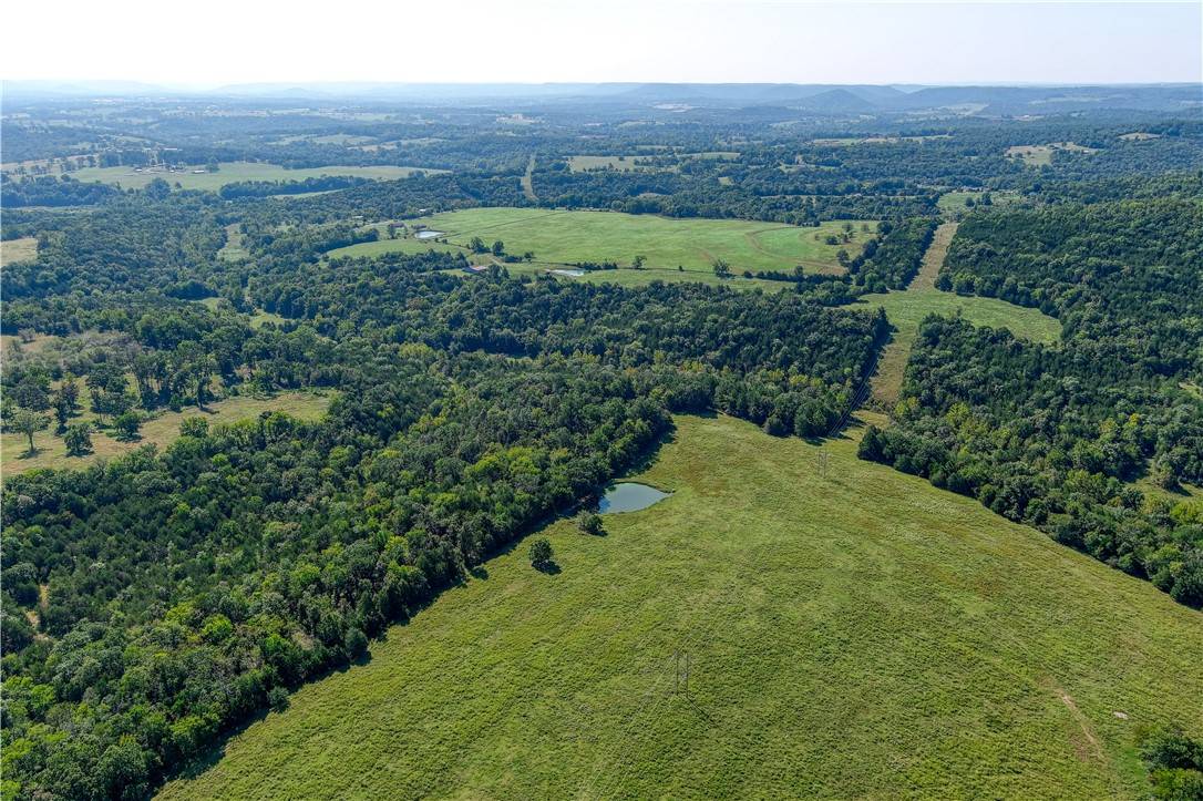 Eureka Springs, AR 72632,613.19 AC County Rd 211