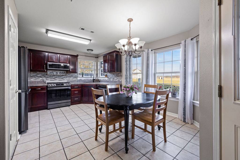Prairie Grove, AR 72753,1681 Viney Grove Rd