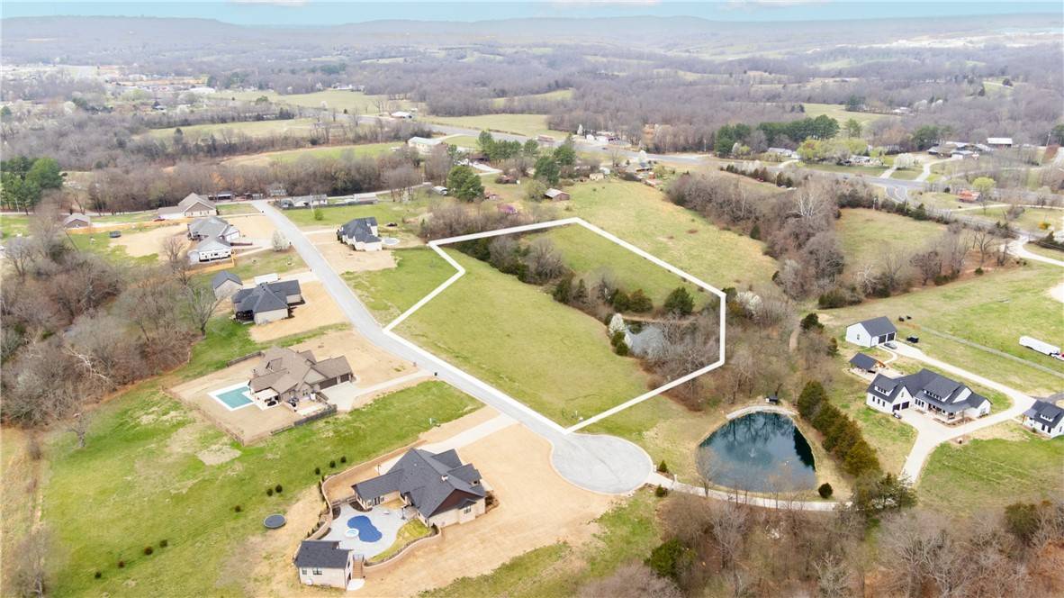 Springdale, AR 72764,17950 Cate Farm Rd