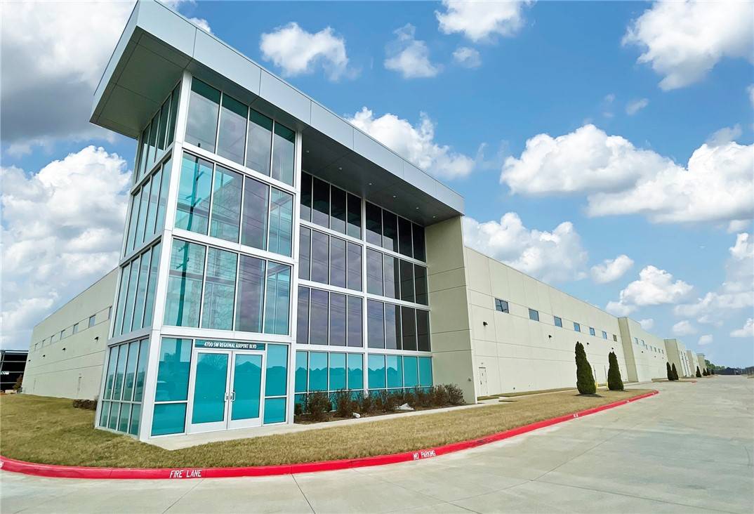 Bentonville, AR 72712,4700 SW Regional Airport Blvd