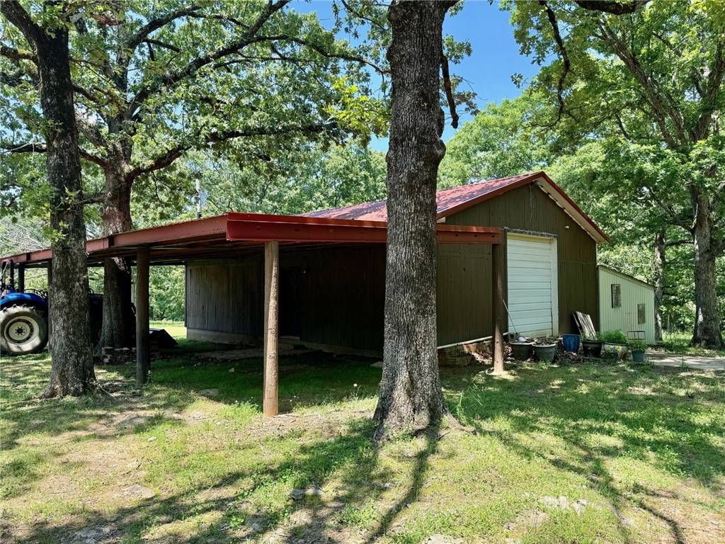 Elkins, AR 72727,924 Madison 5450 Rd