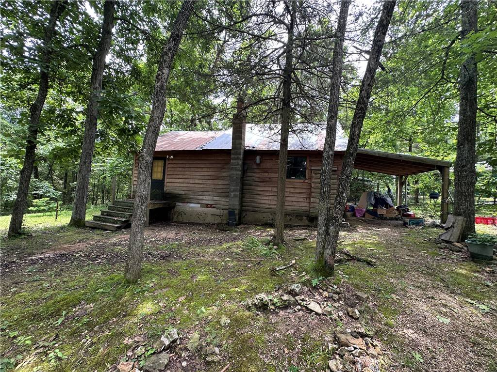 Eureka Springs, AR 72631,76 County Road 2333