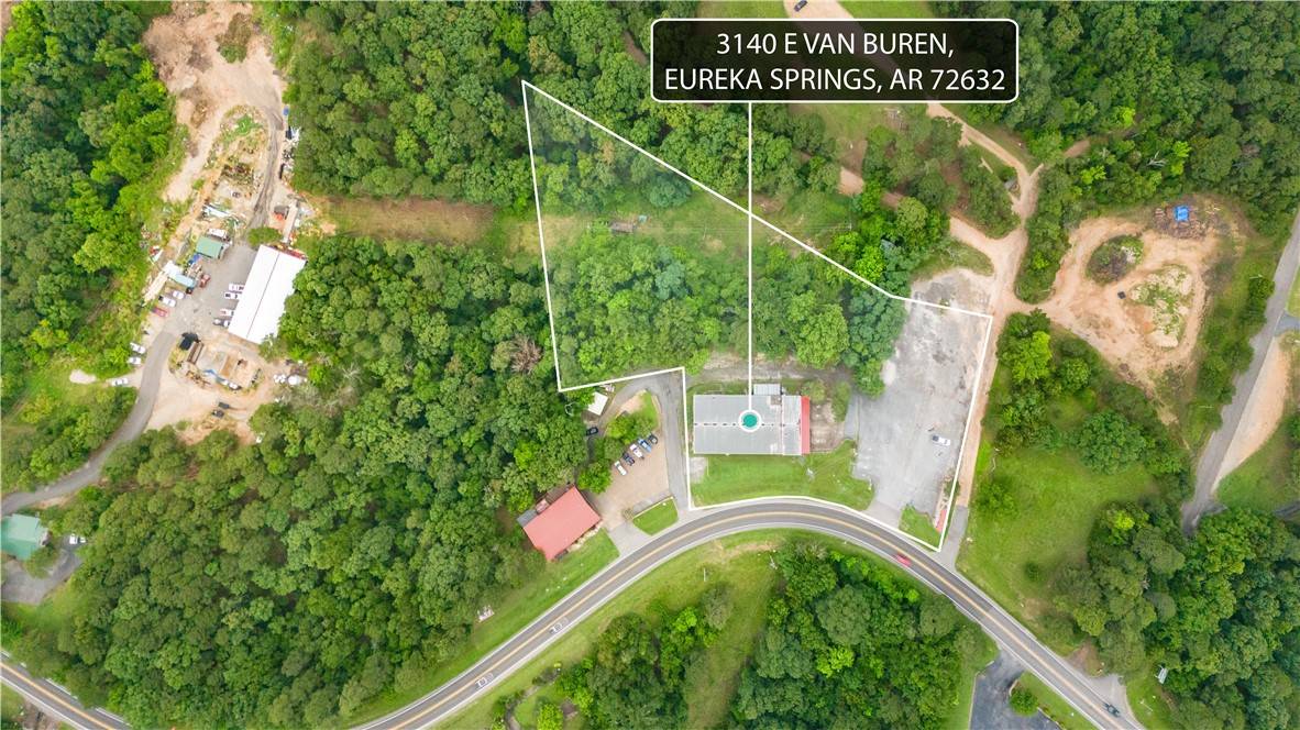 Eureka Springs, AR 72632,3140 E Van Buren