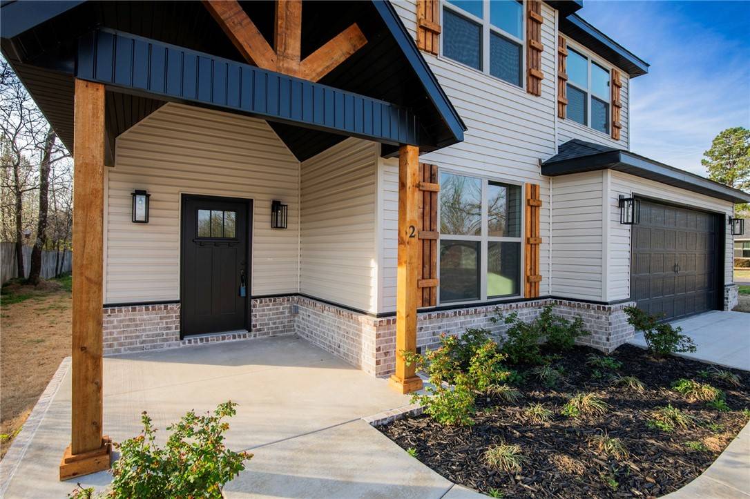 Bella Vista, AR 72715,2 Hebrides Cir