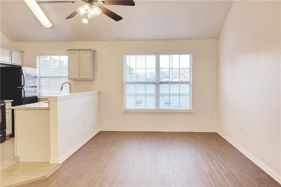 Fayetteville, AR 72703,775 Sandy Beach Ln
