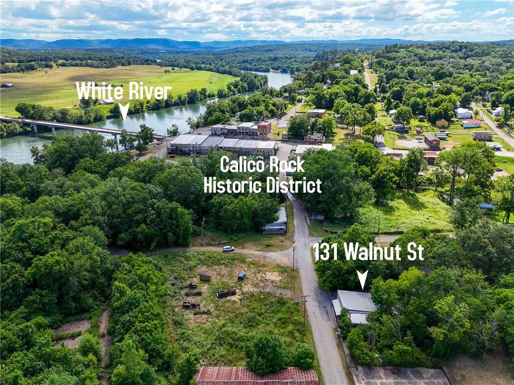 Calico Rock, AR 72519,131 Walnut