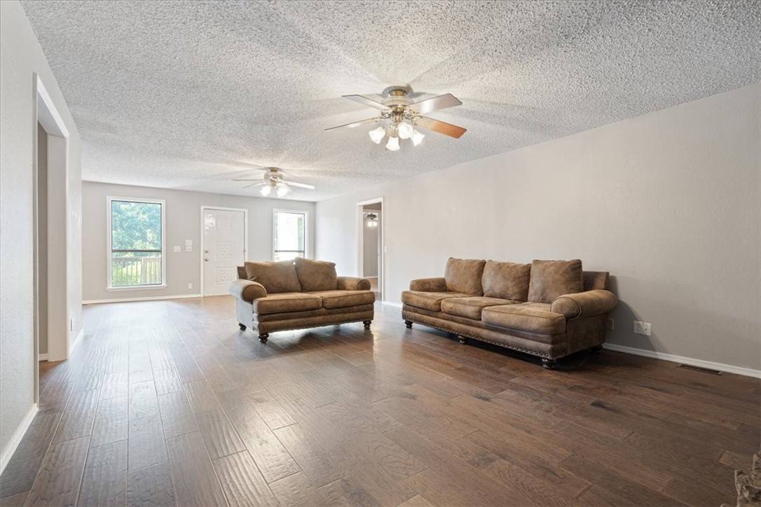 Huntsville, AR 72740,807 Paradise Ln