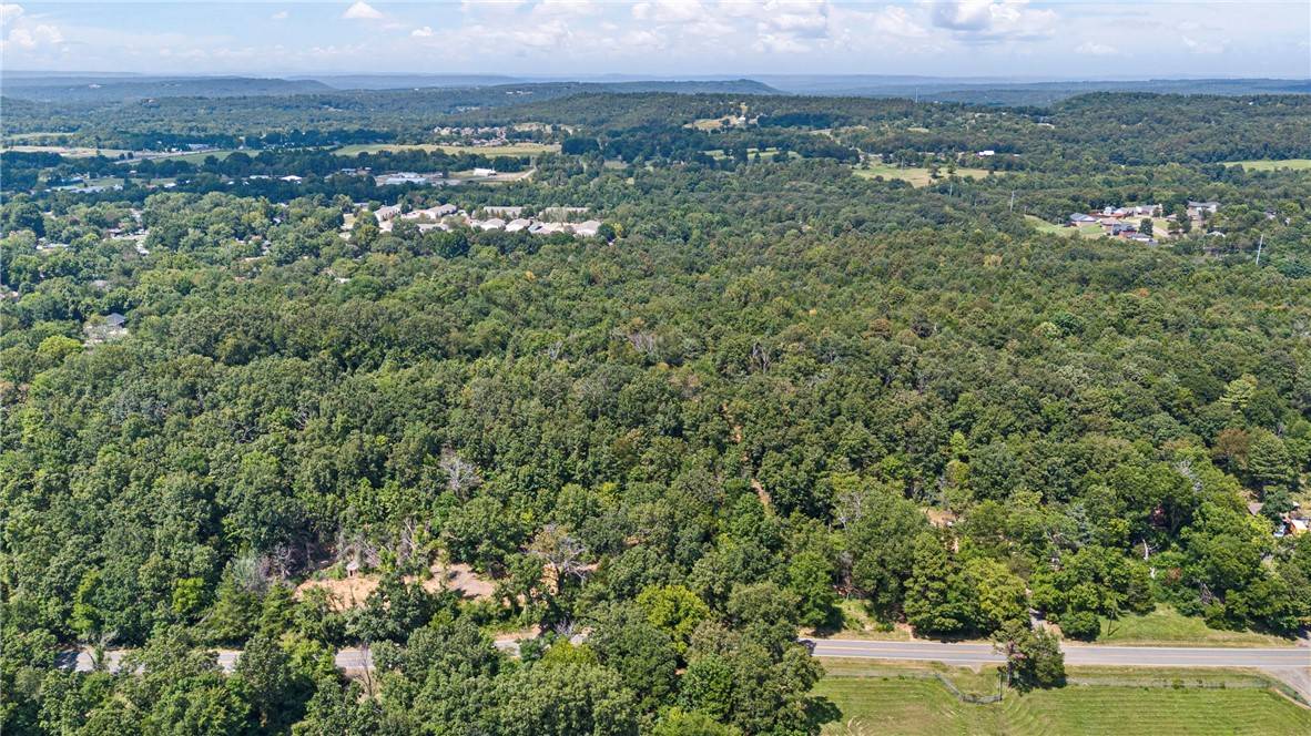 Russellville, AR 72802,827 E Aspen Ln