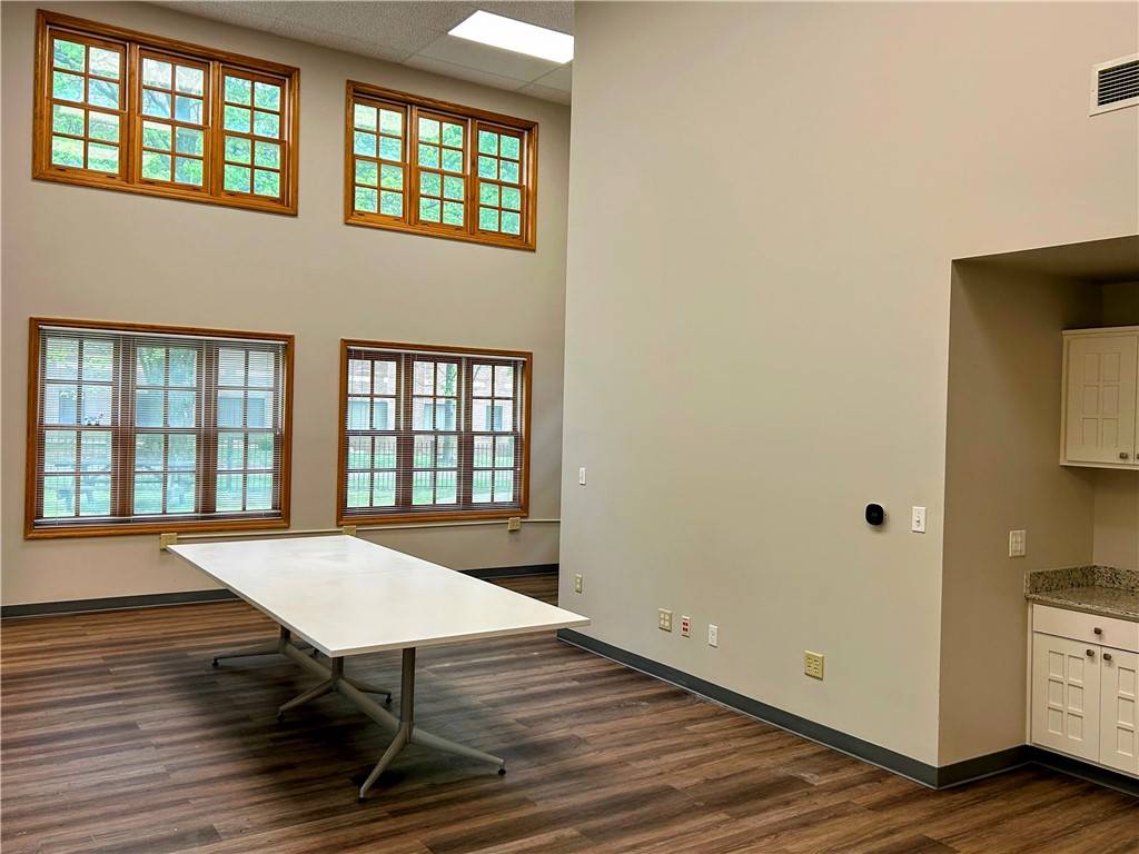 Springdale, AR 72764,417 W Maple Ave #107