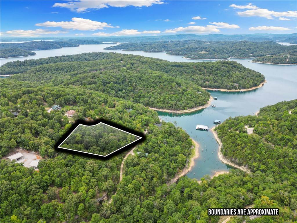 Eureka Springs, AR 72632,CR 1526