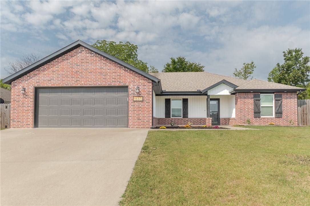 Prairie Grove, AR 72753,1650 Seattle Slew St